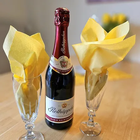 Revenstorf 2 アパート グレーミッツ