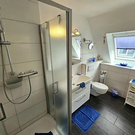 アパート Revenstorf 2